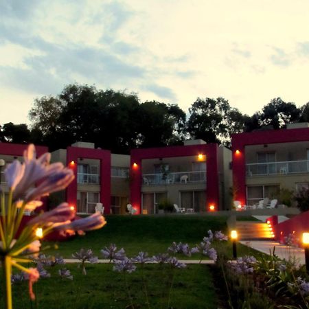 Hotel Сьерра-де-лос-Падрес Экстерьер фото